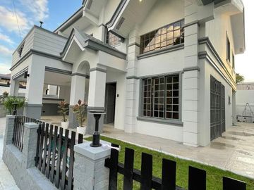 For Sale 5 BR Modern House & Lot in Filinvest East Homes Cainta
