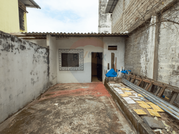VENTA CASA RENTERA EN LIZARDO GARCIA Y SUCRE