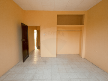 VENTA CASA RENTERA EN LIZARDO GARCIA Y SUCRE