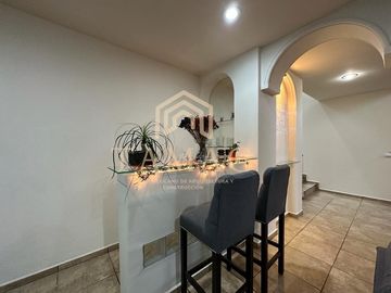 Venta de casa sola al norte de Cuernavaca en Ocotepec