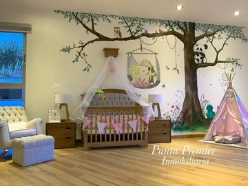 Mansión de Lujo en Venta en Puerta de Hierro Andares Zapopan.