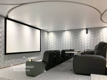 Mansión de Lujo en Venta en Puerta de Hierro Andares Zapopan.