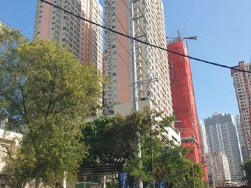 ready for occupancy rent to own condominium near salcedo legazpi village