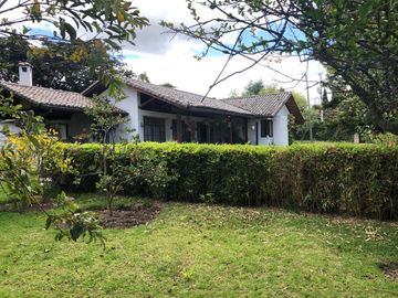 PEQUEÑA QUINTA ENTRE PUEMBO Y PIFO PARA RESIDENCIA