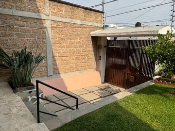 Casa en venta en Cuernavaca Morelos a 10 minutos del Centro