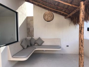 RENTA DEPARTAMENTO SIN MUEBLES CON PISCINA COMPARTIDA EN MONTES DE AMÉ.