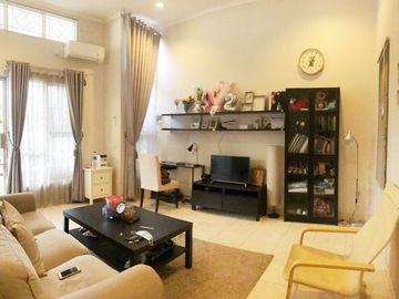 Rumah Dijual di Perumahan Central Karawaci Tangerang Dekat Supermal Karawaci