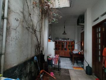 Rumah Asri Dijual Cepat di Kuricang Bintaro 11839-SC 0811111----