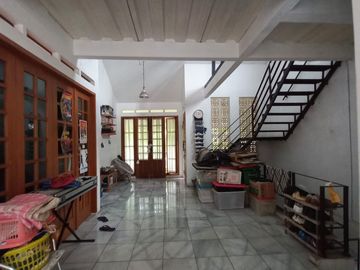Rumah Asri Dijual Cepat di Kuricang Bintaro 11839-SC 0811111----