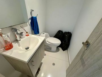 Apartamento en altos de riomar barranquilla de 3 habitaciones vista al rio