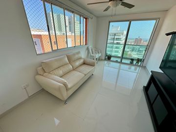 Apartamento en altos de riomar barranquilla de 3 habitaciones vista al rio