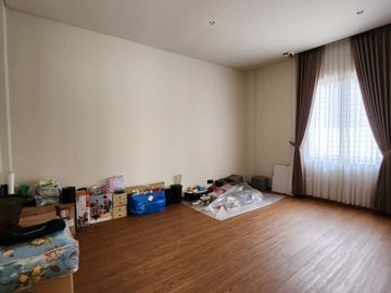 Rumah full furnish di komplek Duren sawit Jakarta Timur