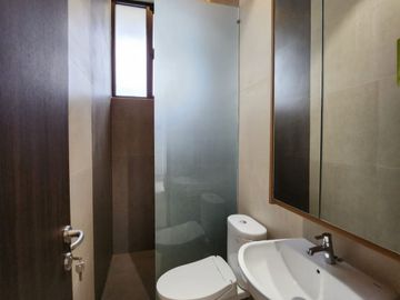 Rumah full furnish di komplek Duren sawit Jakarta Timur