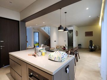 Rumah full furnish di komplek Duren sawit Jakarta Timur