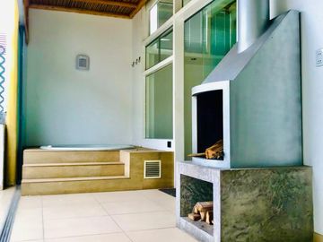 BAJADA DE PRECIO!!    FANTÁSTICO PENTHOUSE PARA INVERSORES
