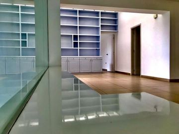 BAJADA DE PRECIO!!    FANTÁSTICO PENTHOUSE PARA INVERSORES