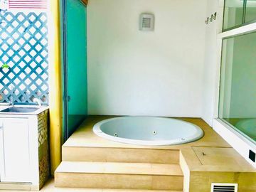 BAJADA DE PRECIO!!    FANTÁSTICO PENTHOUSE PARA INVERSORES