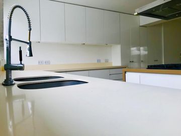 BAJADA DE PRECIO!!    FANTÁSTICO PENTHOUSE PARA INVERSORES