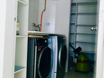 BAJADA DE PRECIO!!    FANTÁSTICO PENTHOUSE PARA INVERSORES