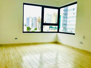 BAJADA DE PRECIO!!    FANTÁSTICO PENTHOUSE PARA INVERSORES
