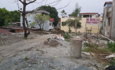 Investment Opportunity: Build & Sell with Clean Title! Bare Lot in Poblacion, Mandaluyong For SALE - All-inclusive Price!