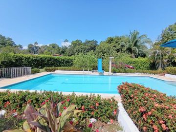 CARMEN DE APICALA- CASA DE RECREO 