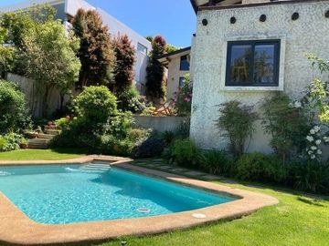 SE VENDE PRECIOSA CASA EN BARRIO LOS ALMENDROS VIÑA DEL MAR UF 21.600