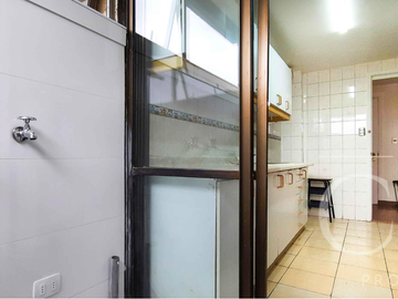 Departamento en edificio Lord Cochrane