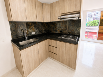 ¡Se vende apartamento para estrenar en Girón!
Área: 60 m²

Ubicación: Barrio Primero de Mayo, Girón.