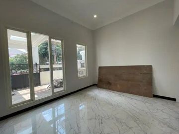 Rumah baru gress dijual di Jemursari , Surabaya