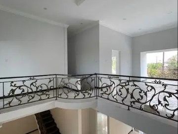 Rumah baru gress dijual di Jemursari , Surabaya