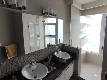 HERMOSO PENTHOUSE FRENTE AL MAR EN PLAYA SERENA