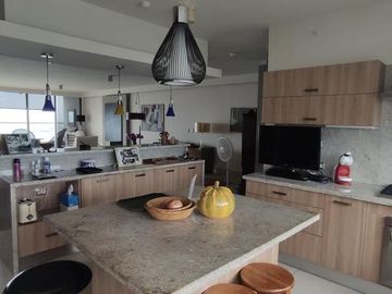 HERMOSO PENTHOUSE FRENTE AL MAR EN PLAYA SERENA