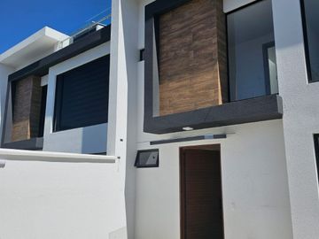 CASA EN VENTA, LA PRIMEVARA 2, CUMBAYA, $235.000