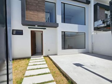 CASA EN VENTA, LA PRIMEVARA 2, CUMBAYA, $235.000