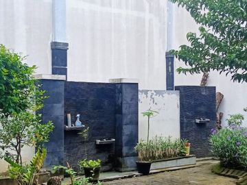 Rumah Komersial Raya Manyar Kertoadi Mulyorejo Surabaya