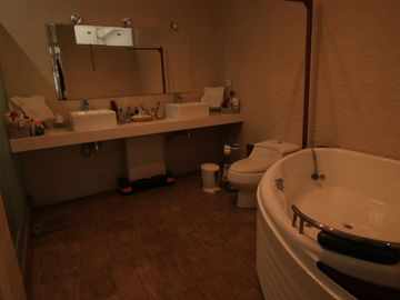 CASA EN VENTA  – URB. MIRAFLORES - CASTILLA - PIURA