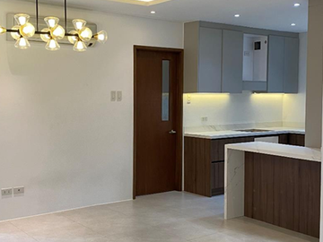 VISTA REAL CLASSICA 4BR MODERN HOUSE FOR SALE