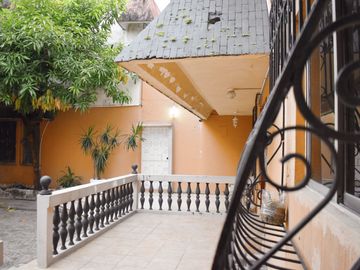 Venta Casa Bifamiliar Urdesa Norte