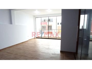 Se Vende Casa De Estreno En La Urb. Los Nogales, Chiclayo L.Guevara