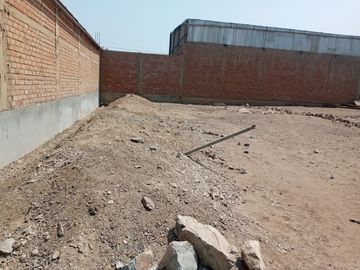 terreno industrial cercado, con titulo de propiedad en puente piedra