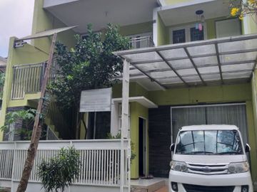Rumah 2 Lantai Luas 114 di Sulfat Utara kota Malang