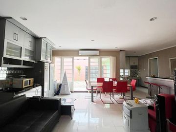 Rumah Dijual di GDC Depok Dekat Stasiun Depok Lama