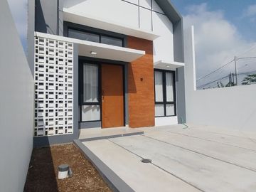 Rumah 2 Lantai Murah Dekat Kota Baru Parahyangan Bandung Barat Nego