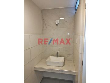 Espectacular Departamento En Piso 1 Frente A Parque/ Urb San Amadeo - Smp