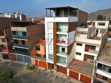 Espectacular Departamento En Piso 1 Frente A Parque/ Urb San Amadeo - Smp