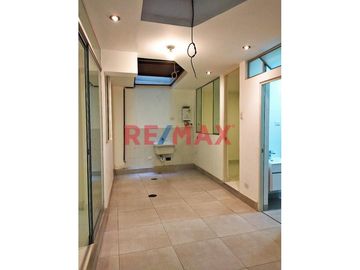 Espectacular Departamento En Piso 1 Frente A Parque/ Urb San Amadeo - Smp