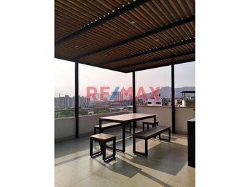 Espectacular Departamento En Piso 1 Frente A Parque/ Urb San Amadeo - Smp