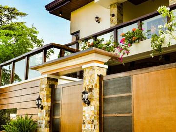 Balinese-themed Hot Spring Resort in Los Baños Laguna