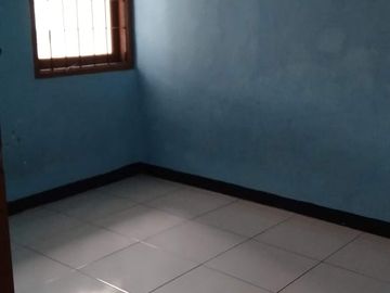 Rumah Kontrakan Tahunan 3 Kamar Tidur, di Perumahan Pondok Padalarang Indah, Bandung Barat